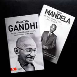 <p><span class="bold">Covergestaltung<br /><br /></span>Gandhi - Es gibt keinen Weg zum Frieden, denn Frieden ist der Weg<br />Mandela - Meine Waffe ist das Wort</p>
<p> </p>
<p>Kösel Verlag</p>